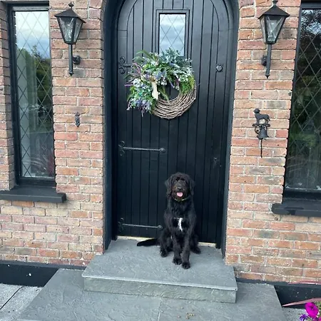 Venetia House - Small Claregalway